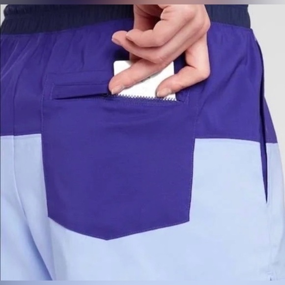 Athleta  Oahu colorblock shorts for Women
Size 10 - Picture 2 of 8